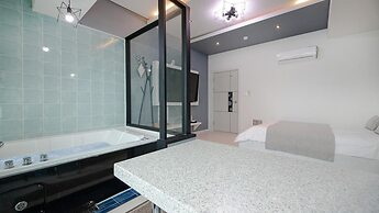 Gangneung The Ciel Spa Pension