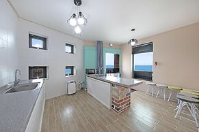 Gangneung The Ciel Spa Pension