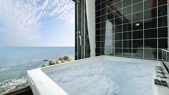 Gangneung The Ciel Spa Pension