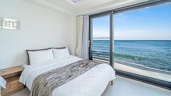 Gangneung The Ciel Spa Pension