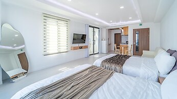 Gangneung The Ciel Spa Pension