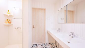 Hotel California Miyakojima Resort