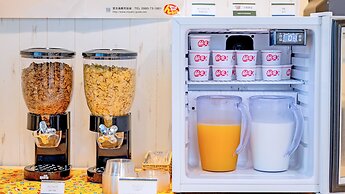 Hotel California Miyakojima Resort