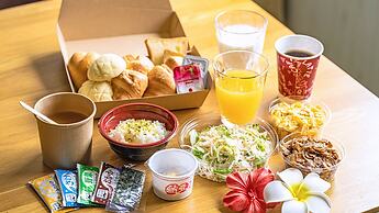 Hotel California Miyakojima Resort