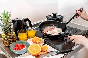 Hotel California Miyakojima Resort