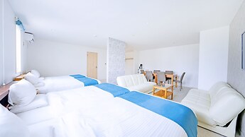 Hotel California Miyakojima Resort