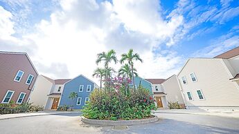 Hotel California Miyakojima Resort