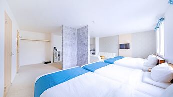 Hotel California Miyakojima Resort