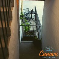 Canova Hostel & Pizza
