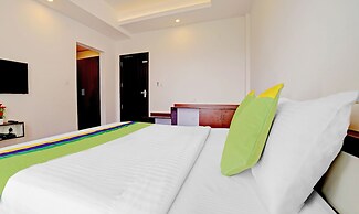 Treebo Wanderlust Residency With Mountain View