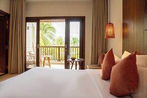 Pax Ana Doc Let Resort & Spa