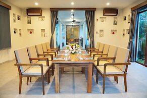 Pax Ana Doc Let Resort & Spa