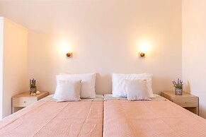 Albatross Apartments by Konnect, Ipsos