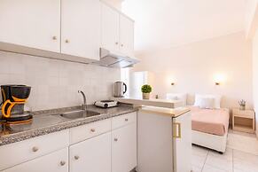 Albatross Apartments by Konnect, Ipsos