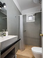 Albatross Apartments by Konnect, Ipsos