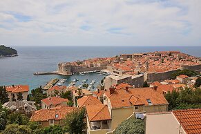 Hedera Estate, Hedera A32