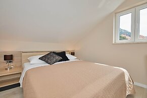 Hedera Estate, Hedera A32