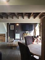 Impeccable Cottage Suitable for 2 Adults & 1 Child