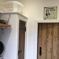 Impeccable Cottage Suitable for 2 Adults & 1 Child