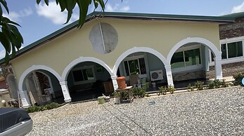 Beautiful 4-bed House in Koforidua