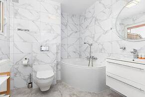 Penthouse Baltic Park 16/331 by Renters