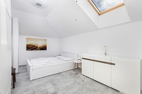 Penthouse Baltic Park 16/331 by Renters