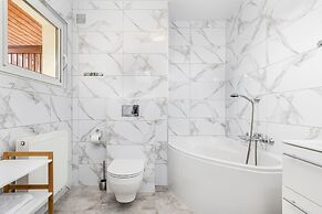 Penthouse Baltic Park 16/331 by Renters