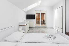 Penthouse Baltic Park 16/331 by Renters