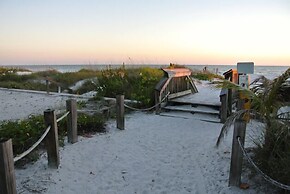 Santa Maria Harbor Resort - Weekly 4 Bedroom Condo by Redawning