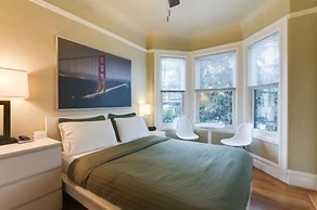 Mission Dolores Suite 1 Bedroom Condo by Redawning