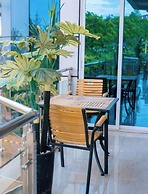 Madras Hotel and Apartments