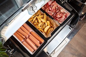 Welton Club Hotel & Apartments