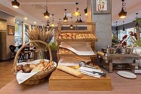 Welton Club Hotel & Apartments