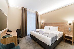 Welton Club Hotel & Apartments