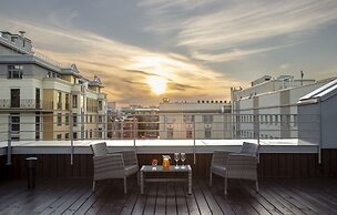 Welton Club Hotel & Apartments