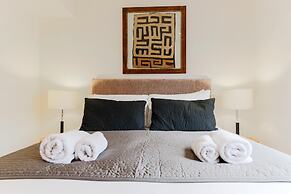 Monument by Excel Apartments