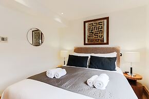 Monument by Excel Apartments