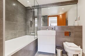 Monument by Excel Apartments