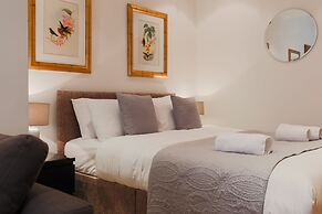 Monument by Excel Apartments