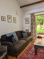 Courtyard Cottage
