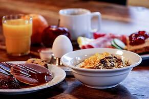 Blue Hotel Fagrilundur - On The Golden Circle