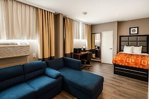 Hotel Pergola JFK Airport