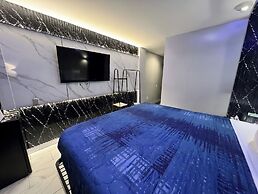 Umbrella Hotel Brooklyn
