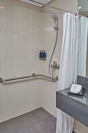 Kingsford Hotel Manila