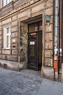 Homely Apartment - LoftAffair