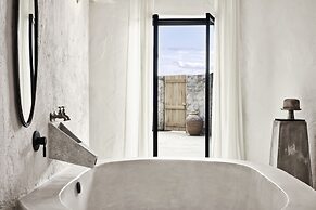 Nomad Mykonos - Small Luxury Hotels of the World