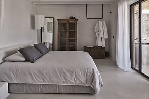 Nomad Mykonos - Small Luxury Hotels of the World