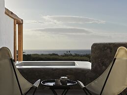 Nomad Mykonos - Small Luxury Hotels of the World