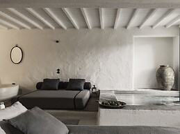 Nomad Mykonos - Small Luxury Hotels of the World
