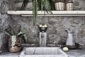 Nomad Mykonos - Small Luxury Hotels of the World